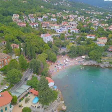 Villa Rose Apartment Laurana Esterno foto