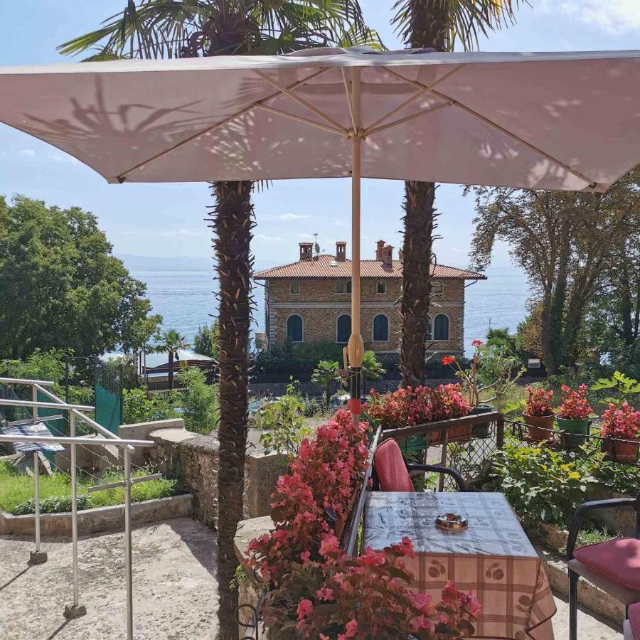 Villa Rose Apartment Laurana Esterno foto